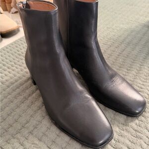 Madewell ‘The Essex’ Ankle Boots in black